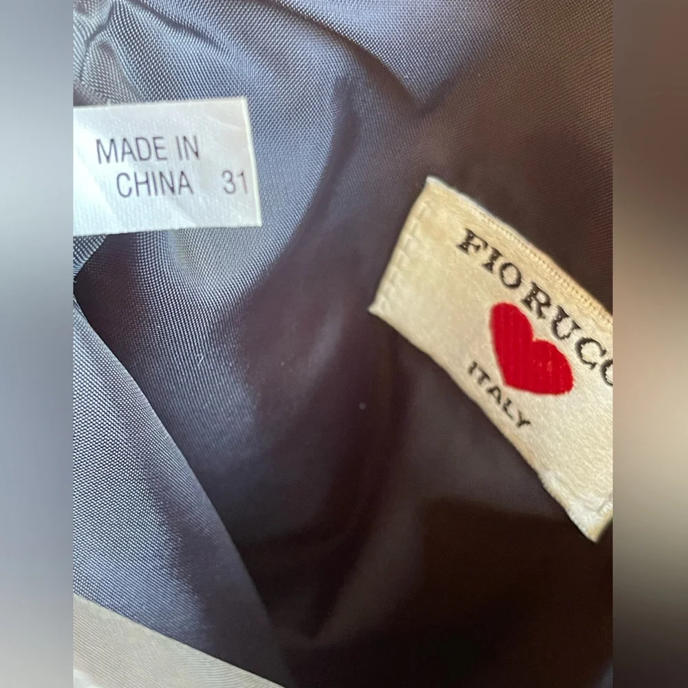 Hand bag color black
